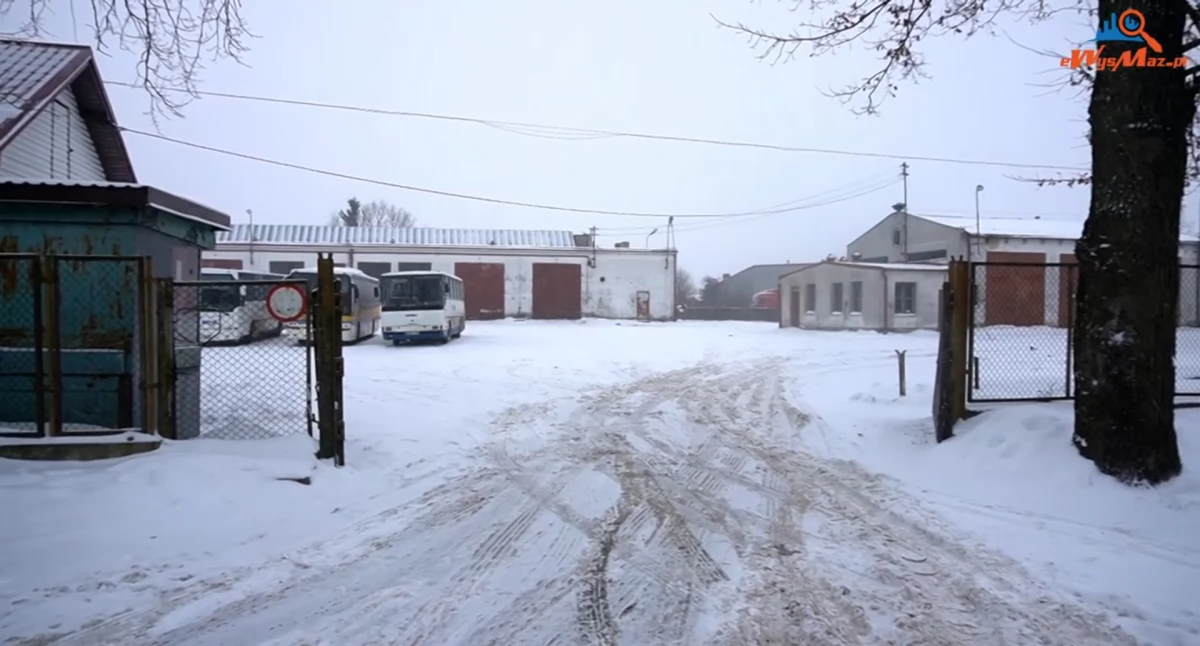 PKS NOVA wystawia na sprzedaż bazy w Wysokiem Mazowieckiem, Łomży i Zambrowie