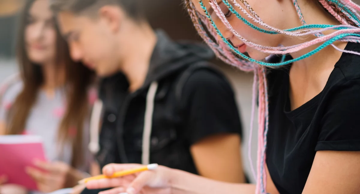 Renta rodzinna dla studentów: zasady, dokumenty i pułapki do uniknięcia