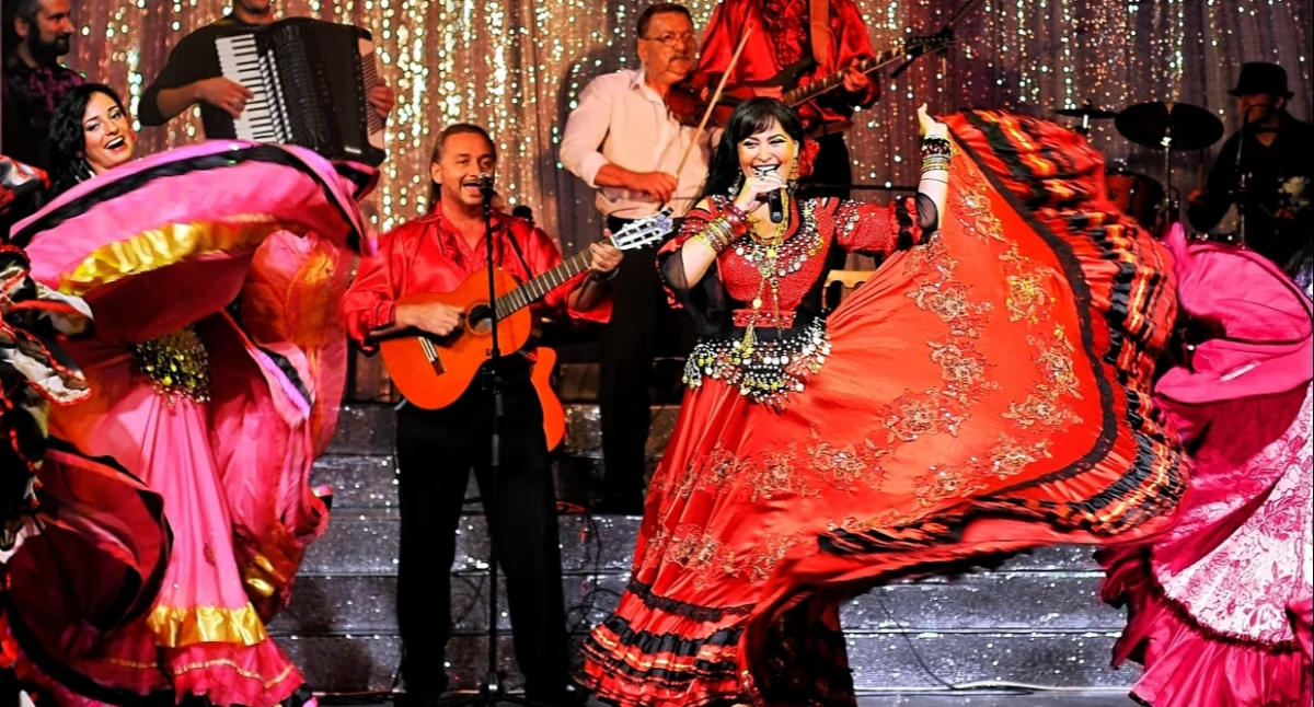 Elena Rutkowska i Cygańskie Czary - zapraszamy na koncert w Kobylinie-Borzymach