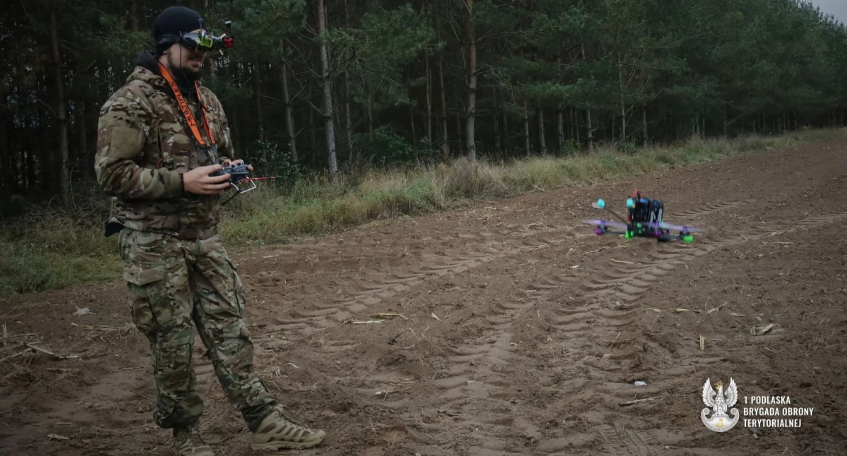 Konferencja i zawody dronowe u podlaskich Terytorialsów [foto]