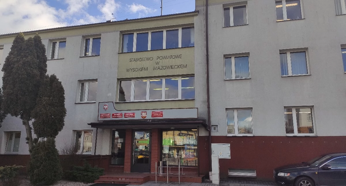 Co ze starym budynkiem starostwa? Poznaliśmy plany samorządu