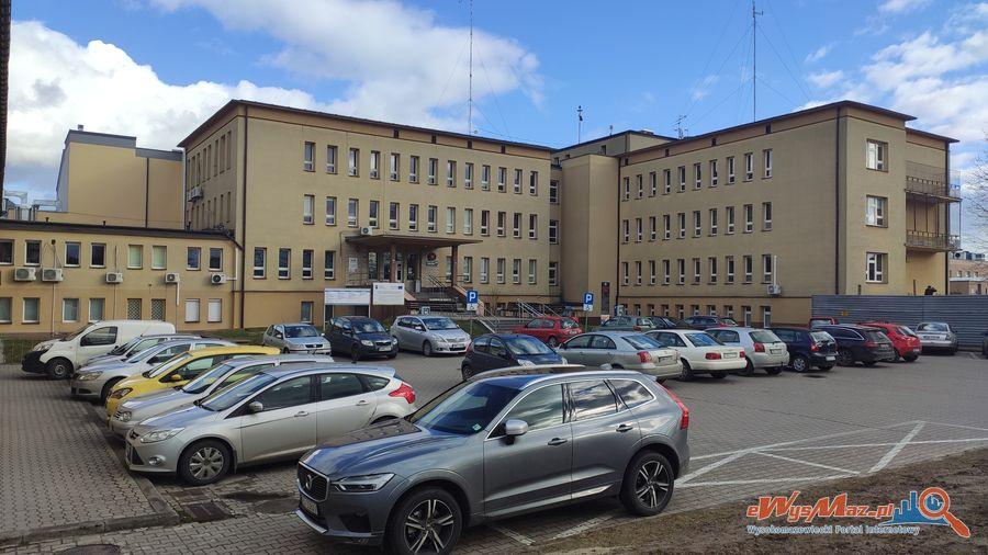 Koronawirus w szpitalu. Wstrzymano przyjęcia pacjentów
