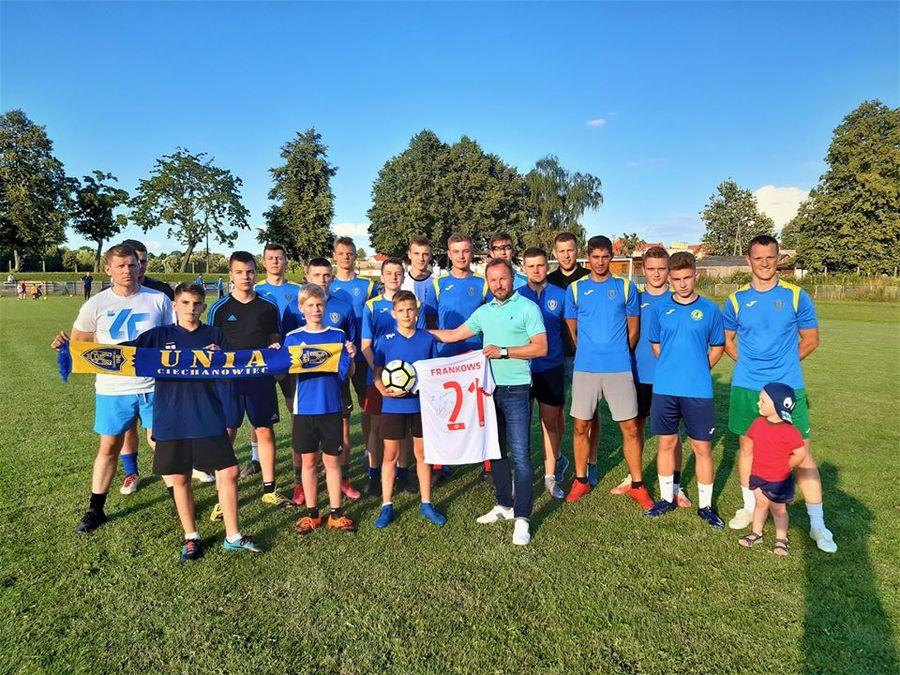 Tomasz Frankowski odwiedził piłkarzy Unii Ciechanowiec