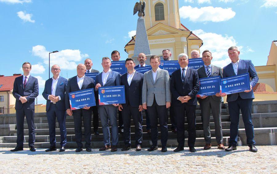 Ponad 16 mln złotych dla samorządów naszego powiatu