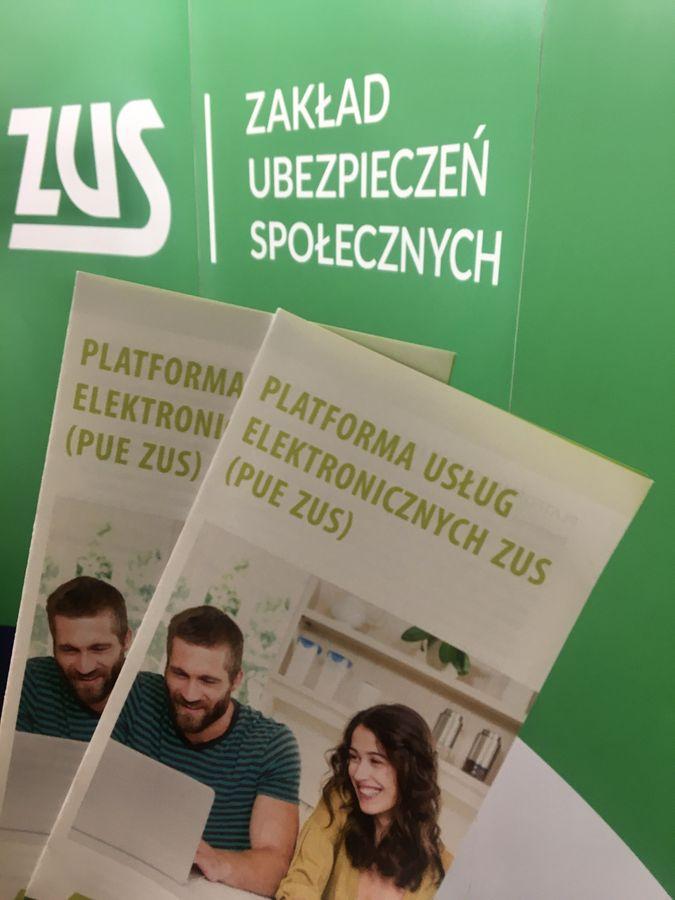 ZUS: wszystkie wnioski o tarczę można składać tylko drogą elektroniczną