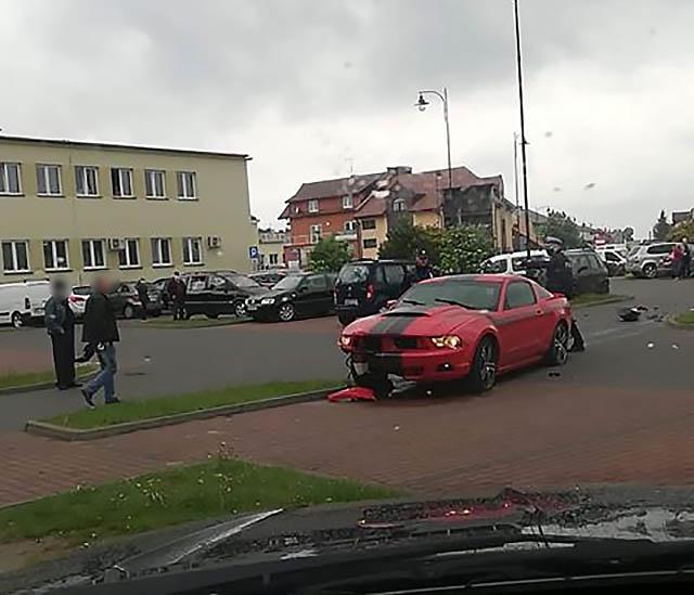 Kolizja na rondzie w Wysokiem Mazowieckiem