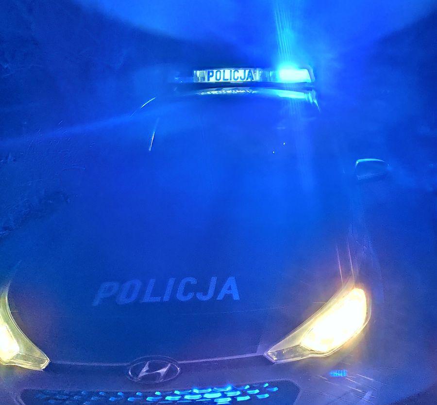 Pijany i z zakazem prowadzenia uciekał przed policjantami