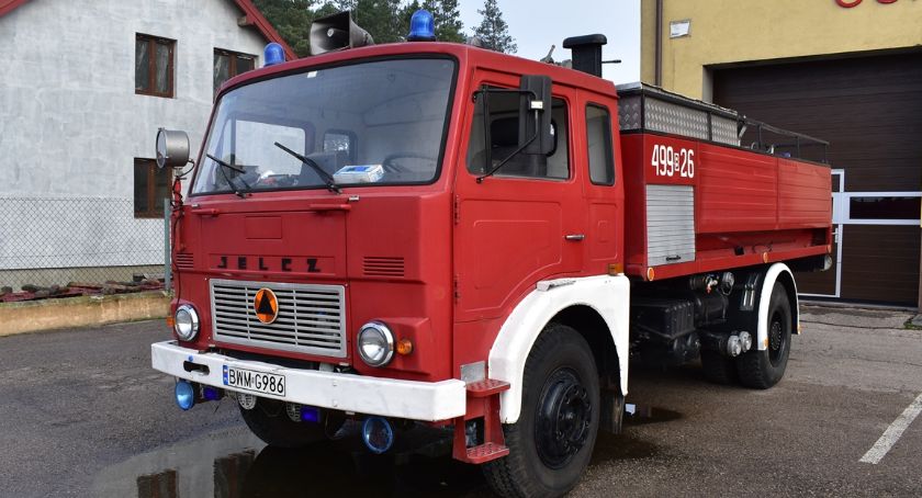Wóz z OSP Kulesze Kościelne idzie pod młotek [foto]