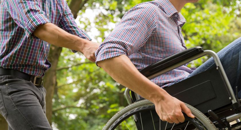 Ciechanowiec: Ponad 360 tysięcy na transport osób niepełnosprawnych