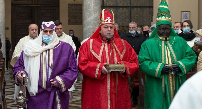 Trzej Królowie zawitali do Czyżewa [foto]