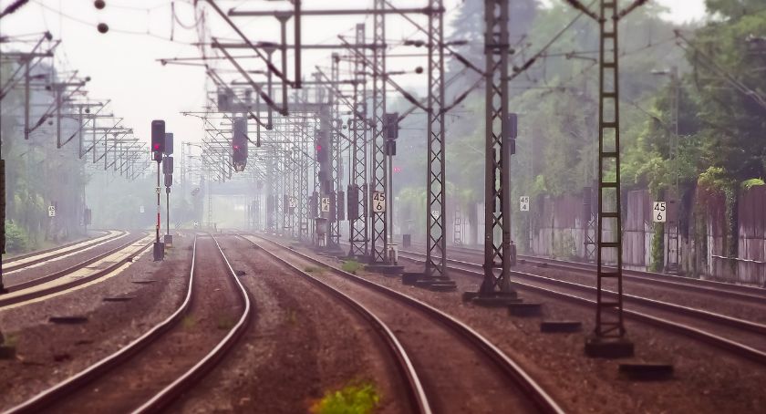 Uwaga podróżni! Zmiany rozkładu pociągów na trasie Białystok - Szepietowo