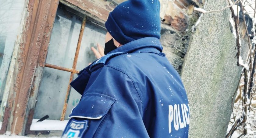 Wysokie Mazowieckie: jeden telefon uchronił mężczyznę przed wychłodzeniem