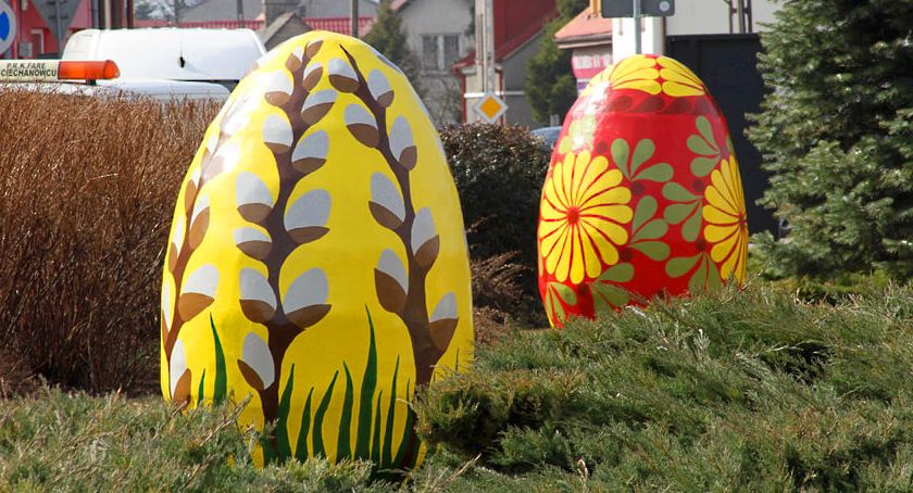 Ciechanowiec: wielkie pisanki 