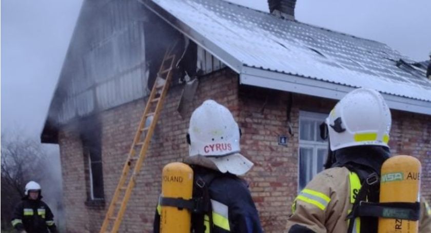 Nowe Piekuty: pożar budynku mieszkalnego [foto]