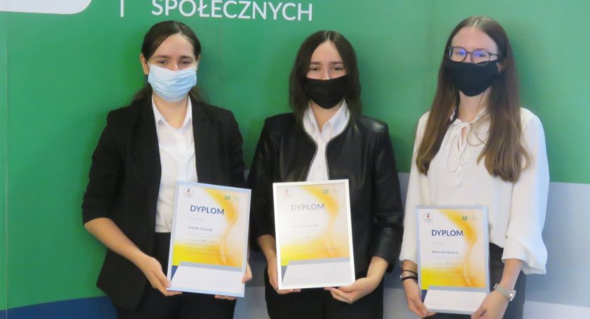 Finalistki Olimpiady ZUS z ZSZ w Wysokiem Mazowieckiem nagrodzone [foto]