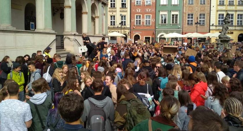 W piątek młodzież wyjdzie na ulice – sprawdź dlaczego