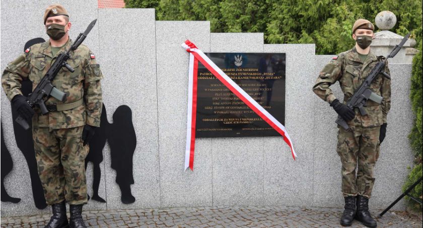 Nowe Piekuty: uczczono pamięć Rysia, Boberka, Naspiuka i Rekina [foto]