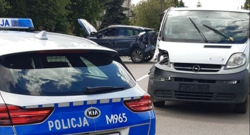 Wypadek w Jabłoni Kościelnej. Jedna osoba w szpitalu [foto]