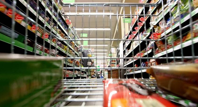 Jak pracują sklepy w Boże Ciało i w długi weekend 3 - 6 czerwca?
