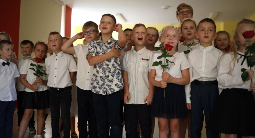 Sześciolatki z PM2 pożegnały przedszkole [FOTO+VIDEO]