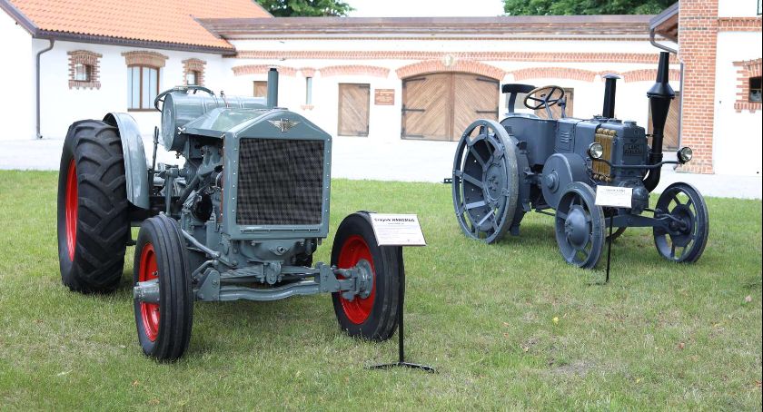 Nowe ciągniki w Muzeum Rolnictwa w Ciechanowcu [FOTO+VIDEO]