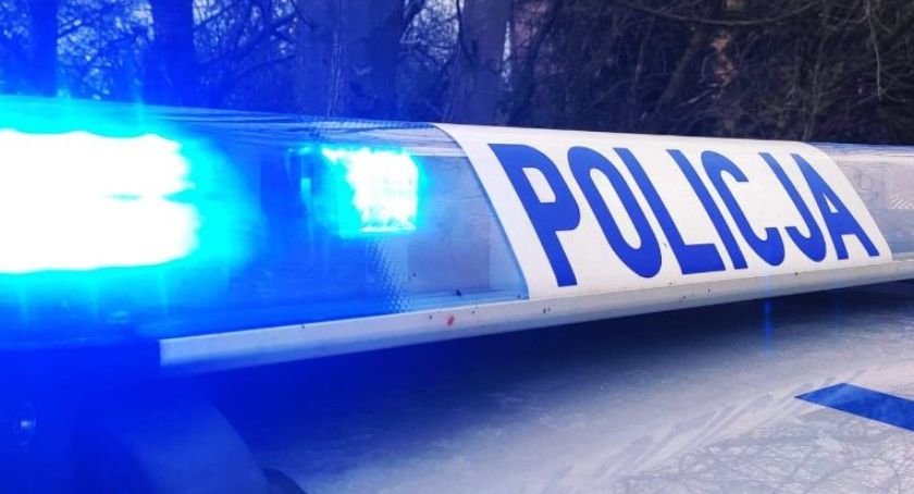 Cysterna wypadła z drogi i przewróciła się