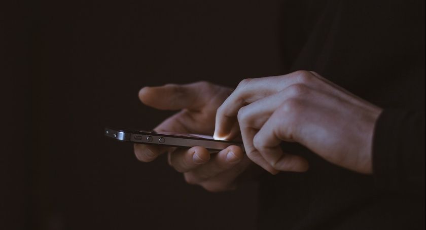 Oszuści znów próbują. Uważajcie na fałszywe SMS-y