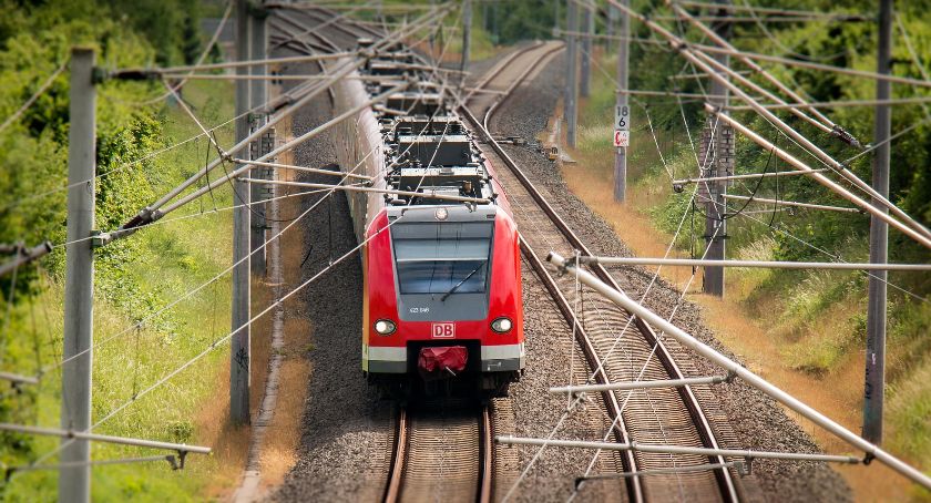 Łomża, Kolno i Orzysz - nowe miasta na kolejowej mapie Polski dzięki CPK