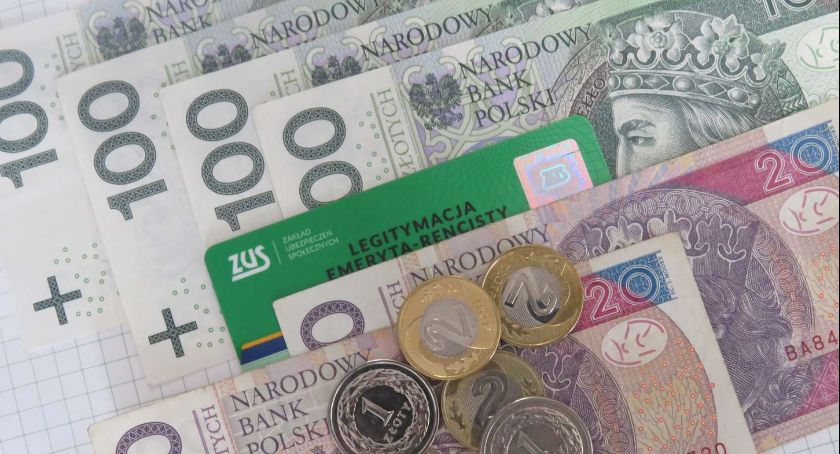 Wcześniejsi emeryci i renciści będą mogli dorobić mniej