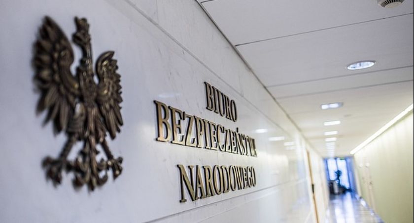 Prezydent zdecydował o wprowadzeniu stanu wyjątkowego