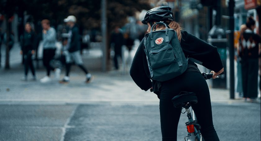 Piesi i rowerzyści pod lupą policjantów