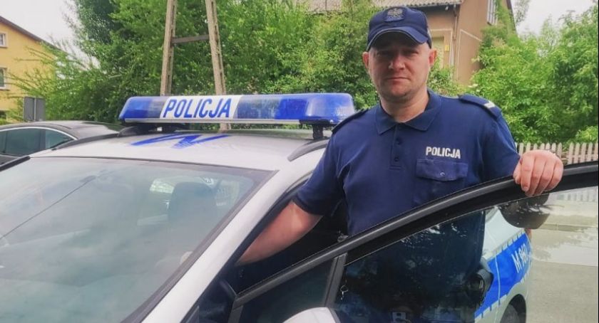 Pijany kierowca bez uprawnień wylądował w rowie