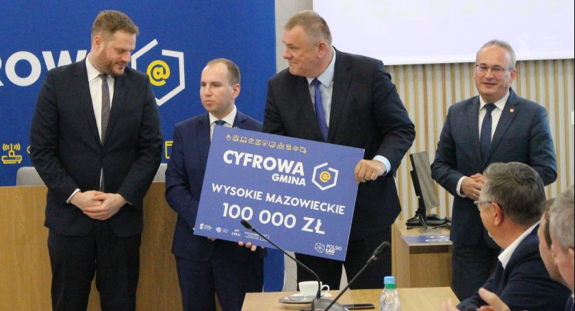 100 tys. złotych na cyfryzację dla Wysokiego Mazowieckiego