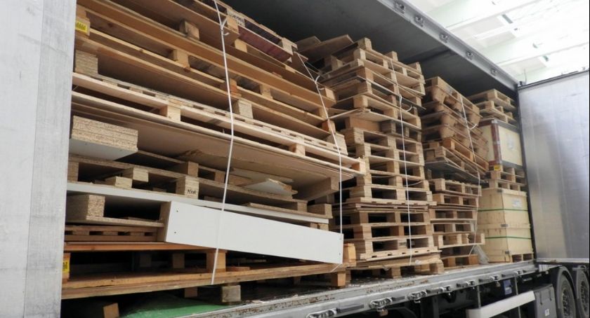 Prawie 10 ton odpadów z Litwy miało trafić do odbiorcy w województwie podlaskim