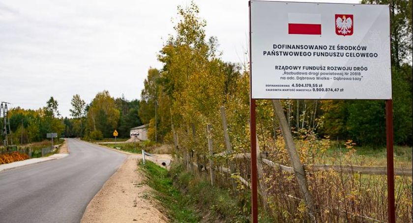 Dwie wyremontowane drogi powiatowe oddane do użytku [foto]