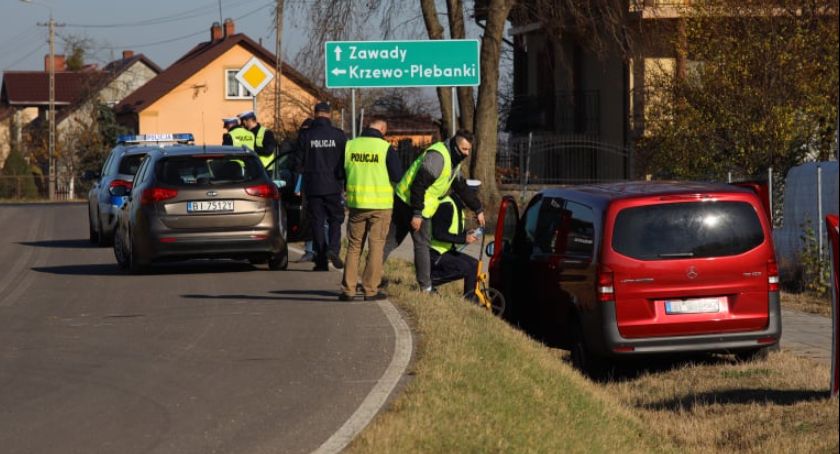 Pościg za busem z imigrantami na terenie powiatu wysokomazowieckiego [FOTO+AKTUALIZACJA]