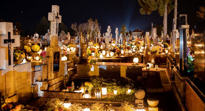 Wszystkich Wiernych Zmarłych - dziś Zaduszki [FOTO+VIDEO]