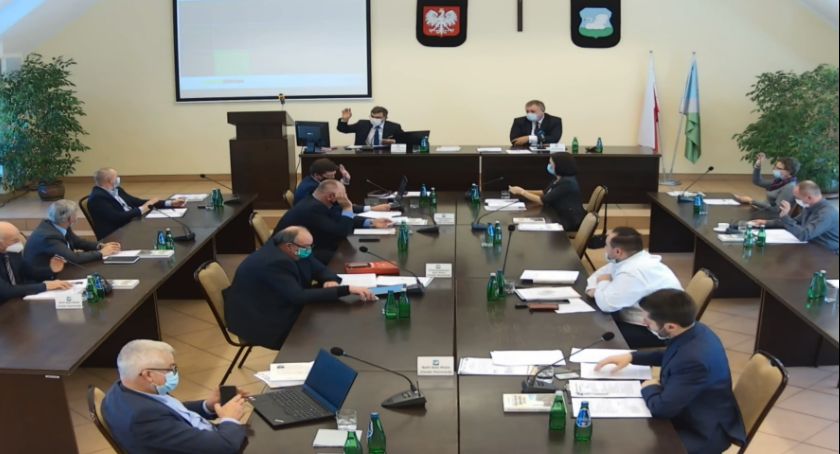 Zmiany stawek podatku od nieruchomości. Ile zapłacą mieszkańcy Wysokiego Mazowieckiego w 2022 roku?