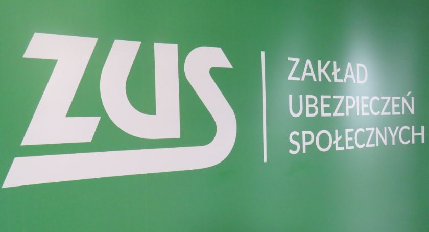 ZUS skraca godziny pracy