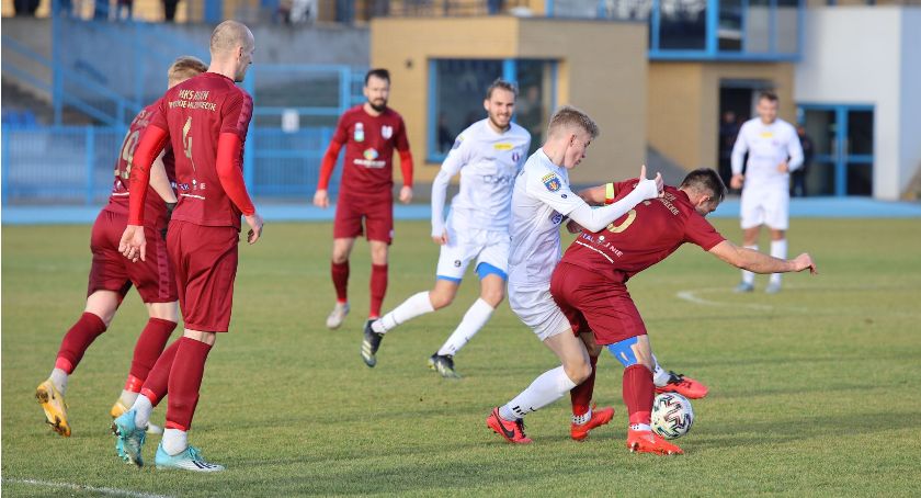 Tylko remis i aż remis w Zambrowie lidera z wiceliderem [FOTO+VIDEO]