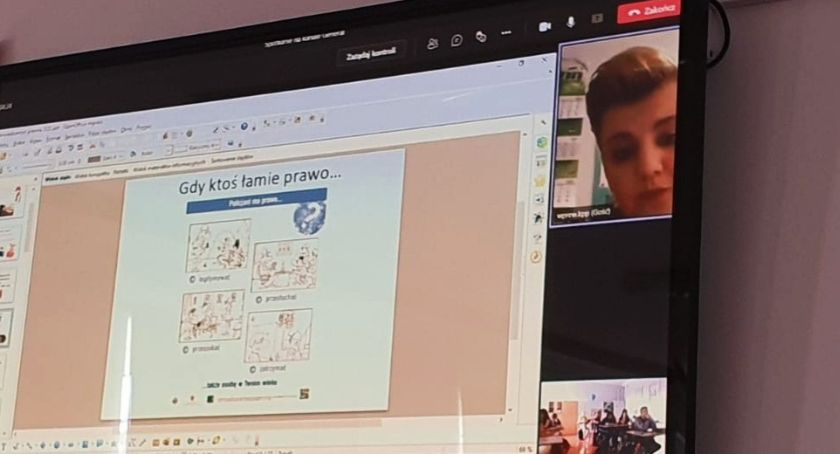 Jabłoń Kościelna: E-spotkanie z policjantką
