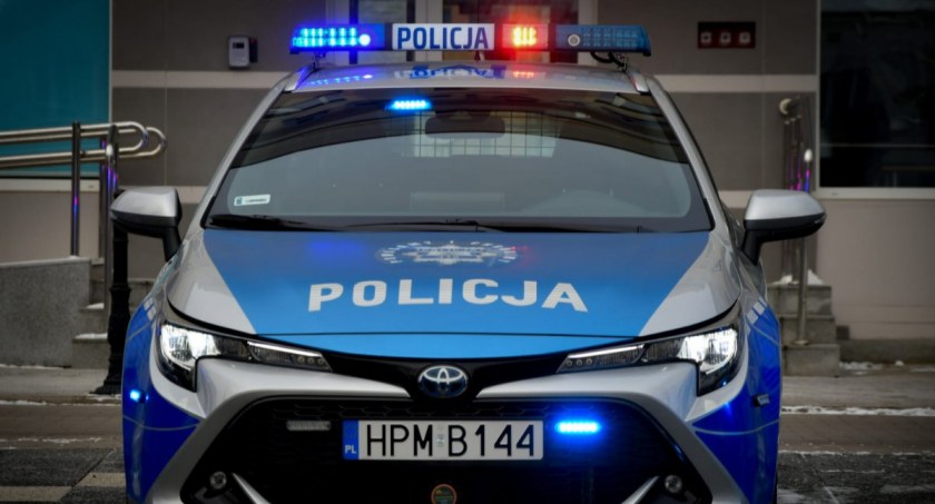 Nowy radiowóz dla KPP w Wysokiem Mazowieckiem [foto]