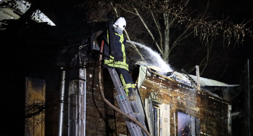 Gmina Ciechanowiec: Pożar budynku mieszkalnego [FOTO+VIDEO]