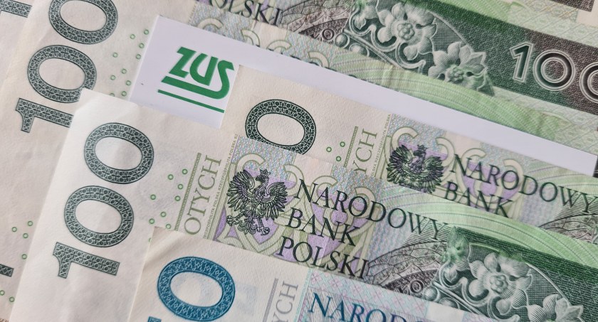 ZUS: Świadczenia dla emerytów i rencistów wzrosną o 7 procent
