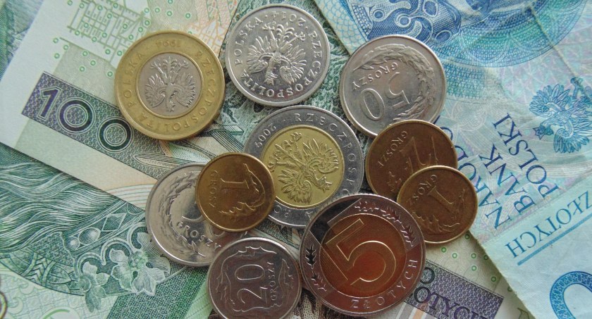 Czy emeryci i renciści otrzymają trzynastkę przed Świętami?