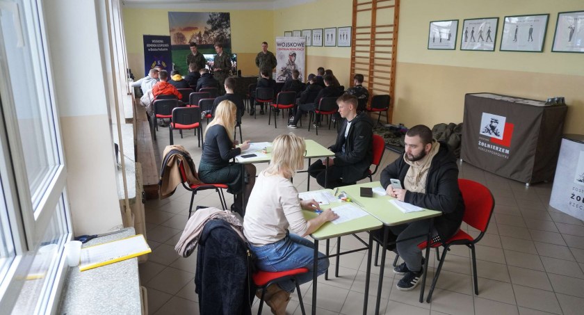 Dobiega końca kwalifikacja wojskowa w naszym powiecie [FOTO]