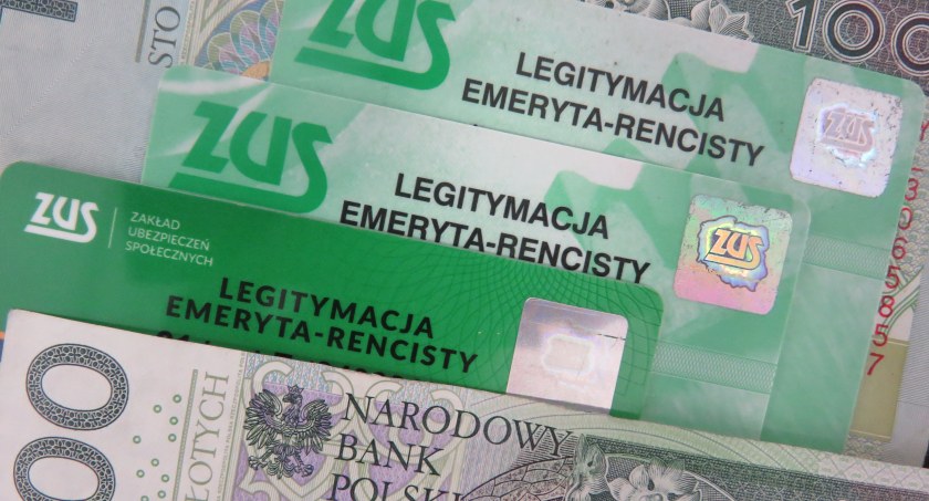 Ostatnie trzynastki ZUS wypłaci przed majówką