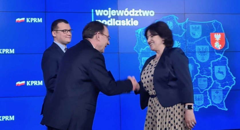 Burmistrz Czyżewa odznaczona przez szefa MSWiA [foto]
