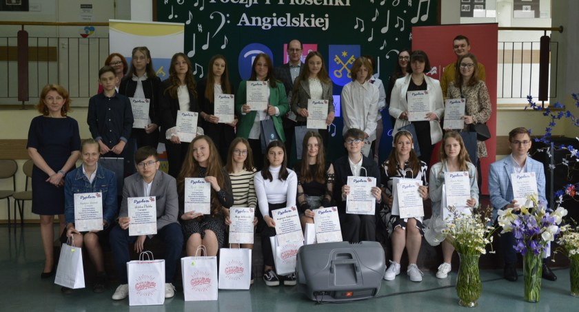 Ciechanowiec: Podsumowano X edycję regionalnego Konkursu Poezji i Piosenki Angielskiej [foto]
