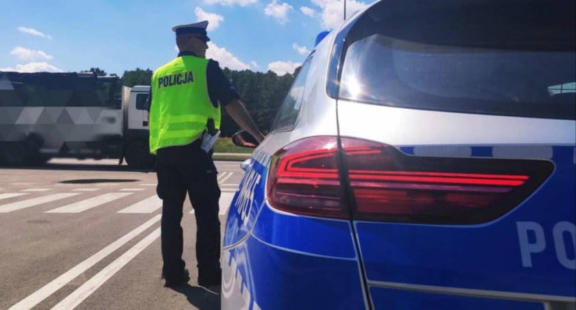 Więcej policjantów w rejonie przejść dla pieszych